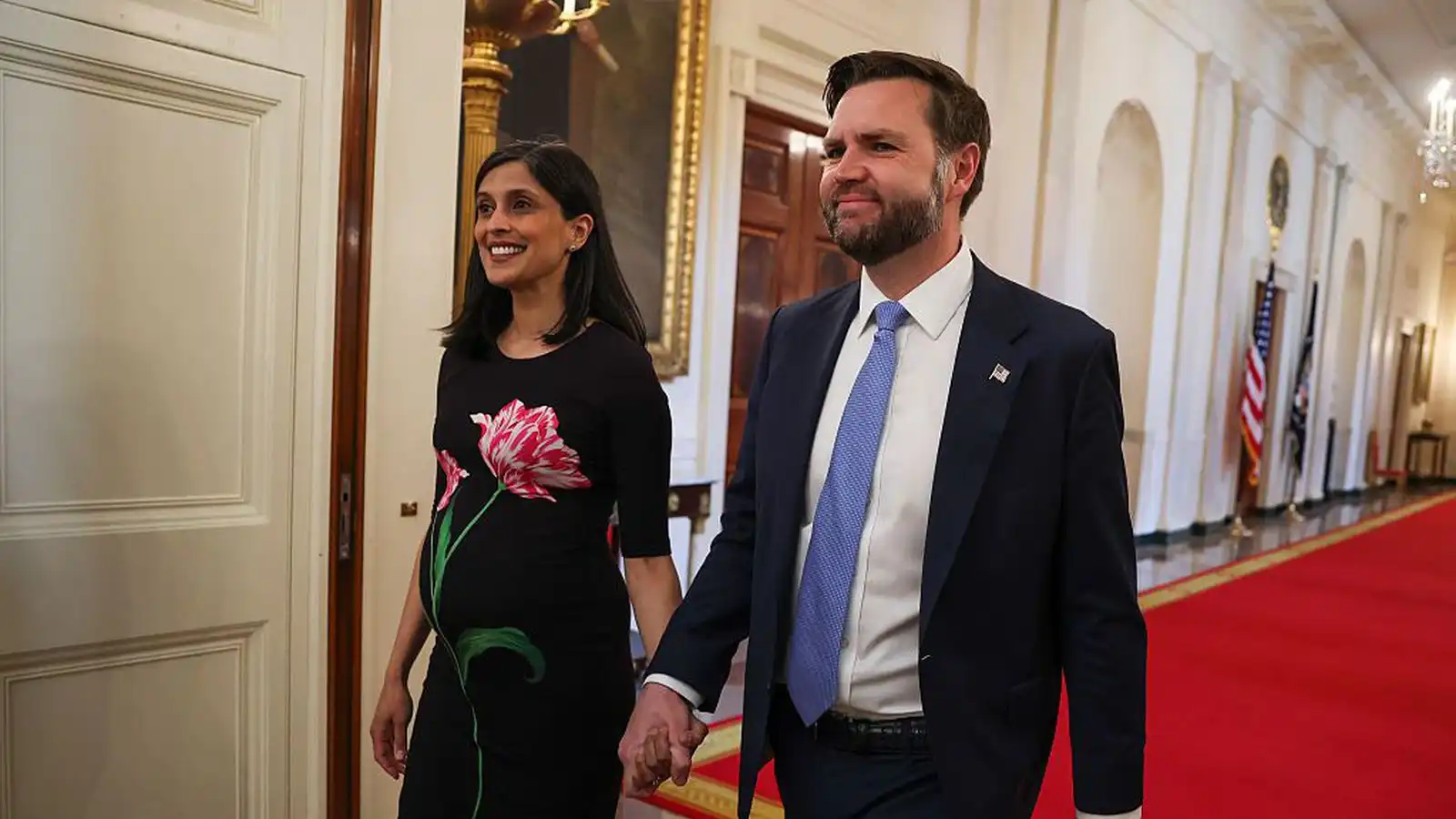 Usha og JD Vance eignast sitt fjórða barn - Vísir