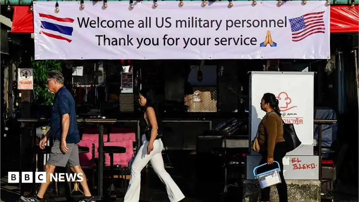 USS Abraham Lincoln to dock at Thailand's Pattaya resort after 250 days at sea