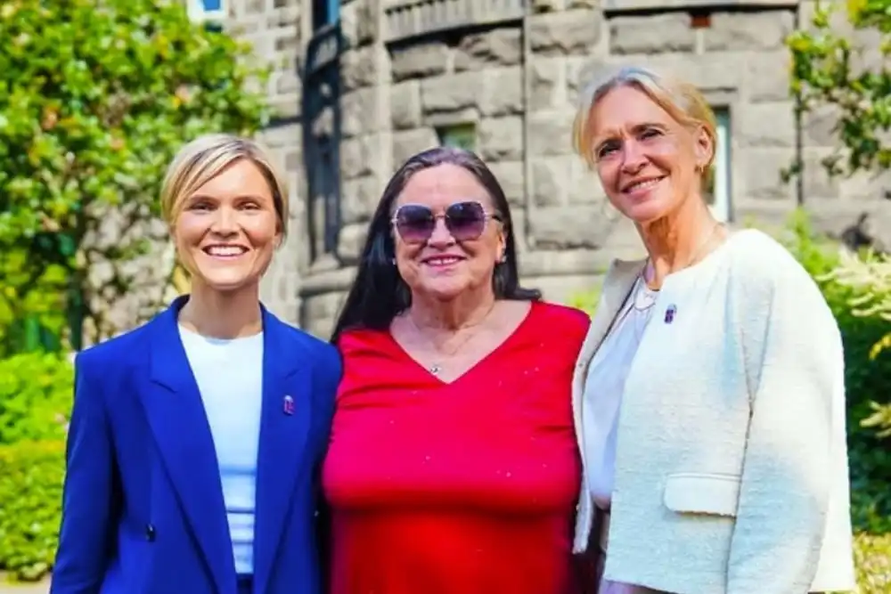 Valkyrjur brugga launráð