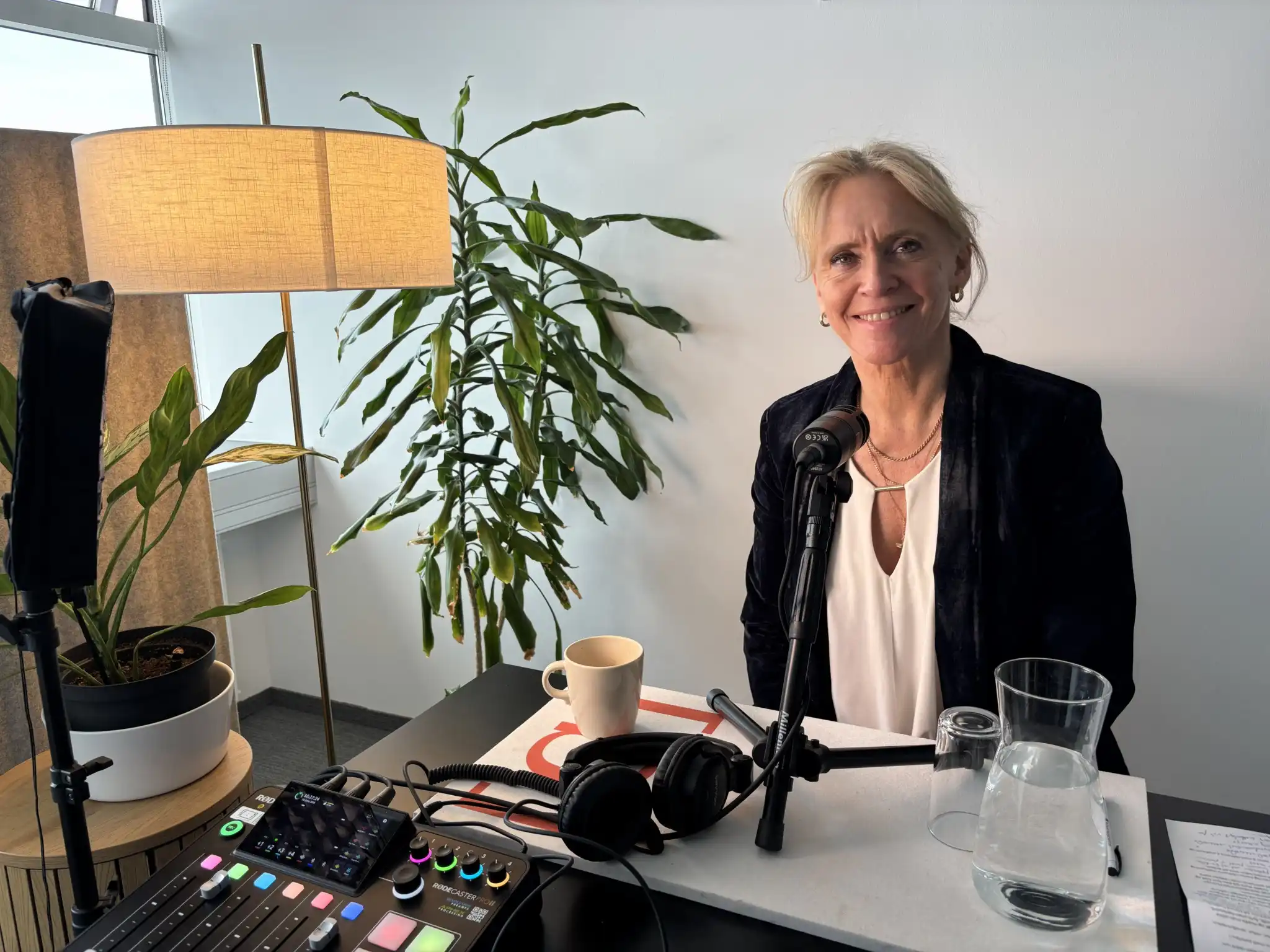 „Verum hugrökk og gerum það sem við getum til þess að fá staðreyndirnar á borðið“ - DV