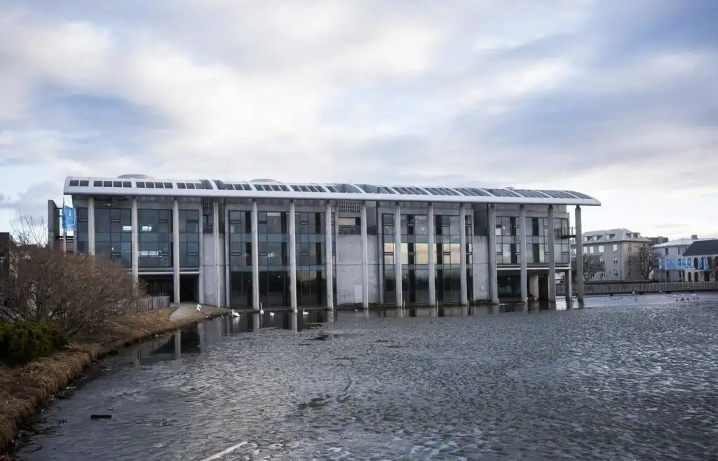 Viðbrögð við kosningum í borginni: Gleði og svekkelsi, buxur Ólafs vekja athygli og hvað með næstu kosningar? - DV