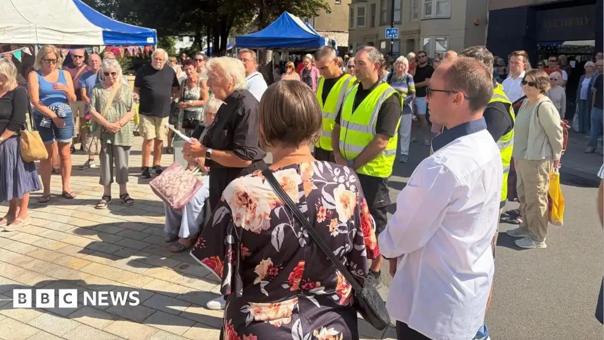 Vigil held to honour family who lost their lives in sea off Shoreham