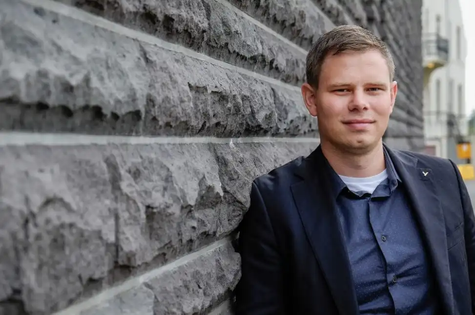 Vilhjálmur ráðinn bæjarstjóri án þess að fyrir lægi ráðningarsamningur - „Ég skil ekki alveg hvert við erum að fara í þessum efnum“ - DV