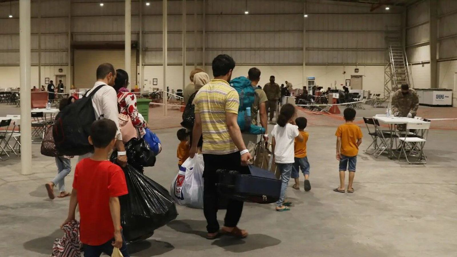 Vilja senda afganska banda­menn og fjöl­skyldur til Kongó - Vísir