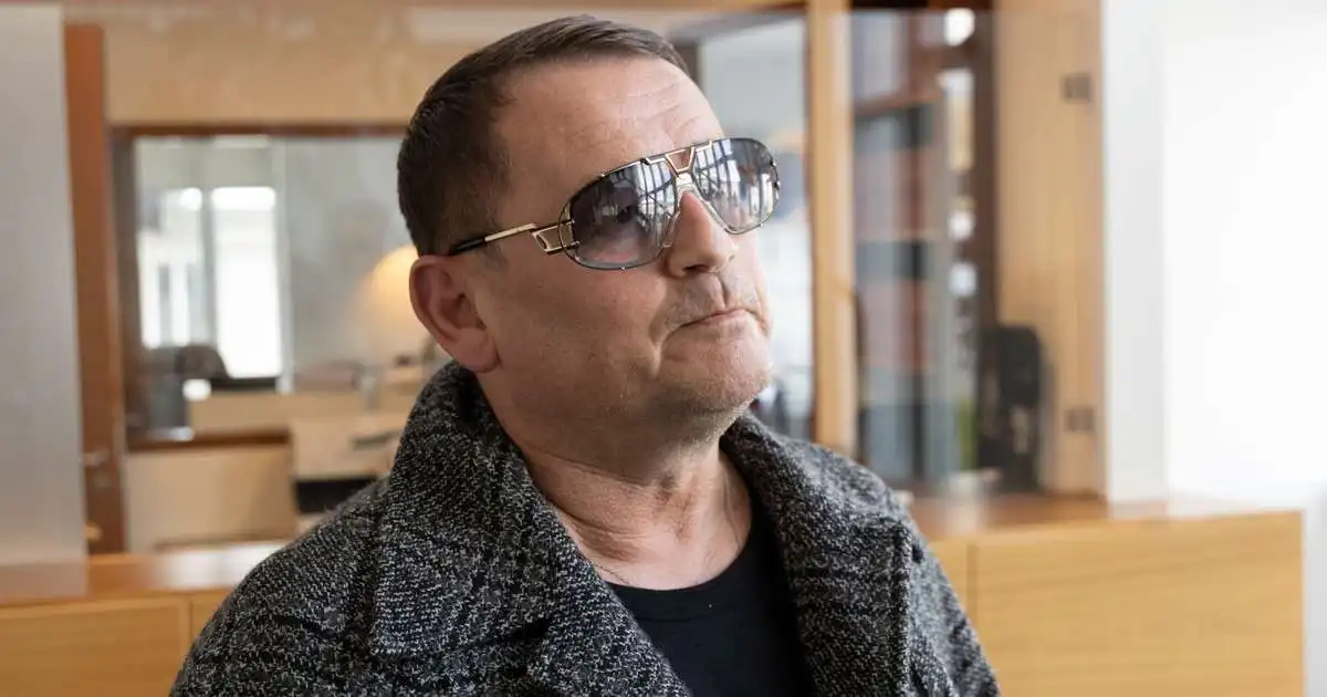 Vill endurskoða öll mál sex og hálft ár aftur í tímann