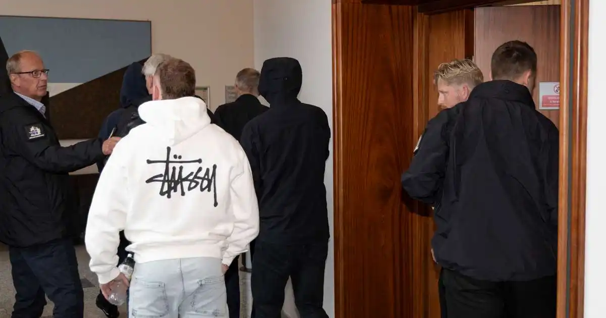 Vitni gáfu Sævari gjafir