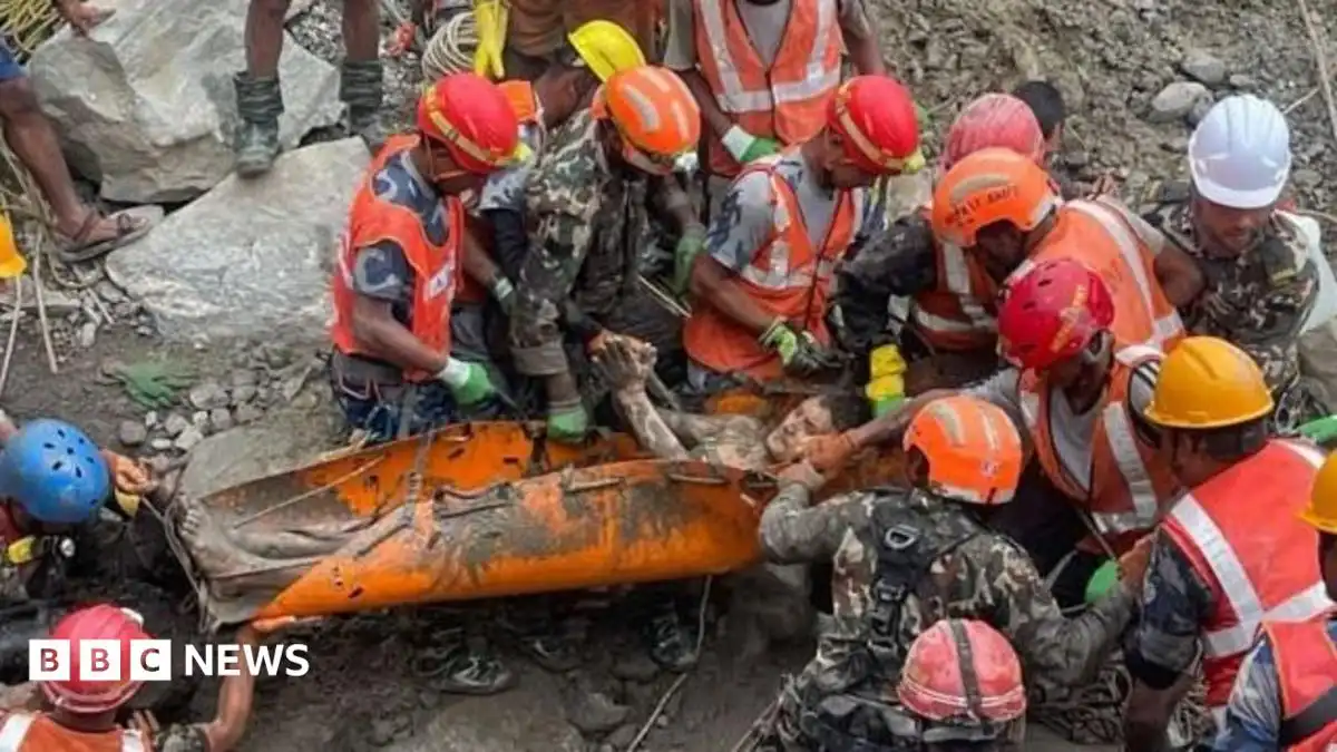 Watch: Moment workers are rescued from Nepal tunnel