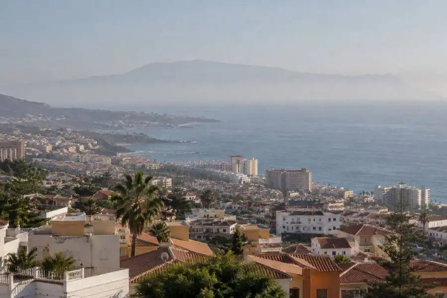 What are we really breathing in during a calima in the Canary Islands?