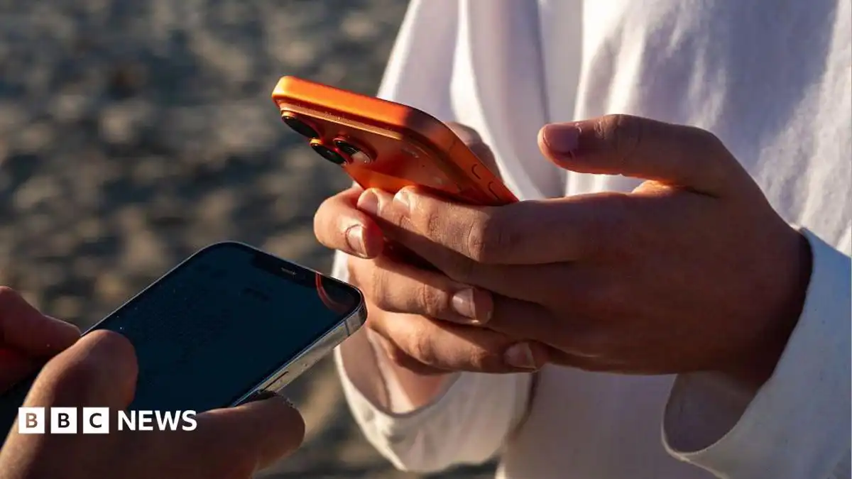 WhatsApp to let people chat without swapping phone numbers