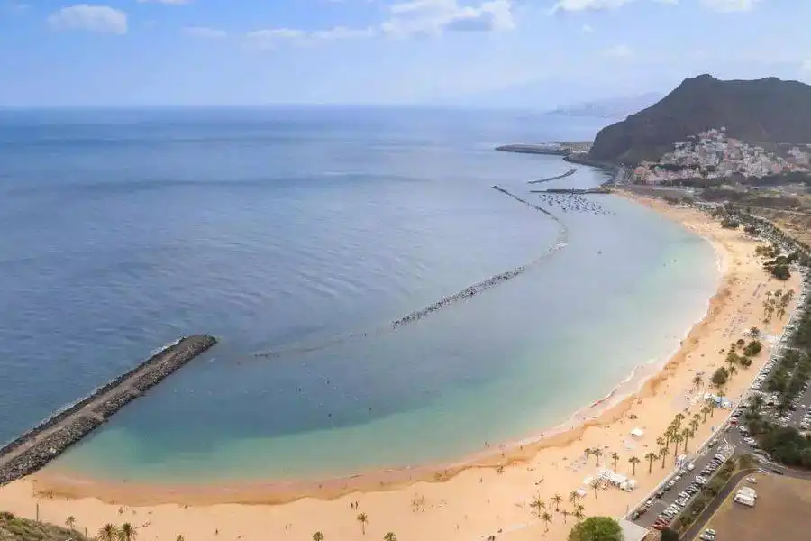 Woman dies after being rescued from sea in Tenerife