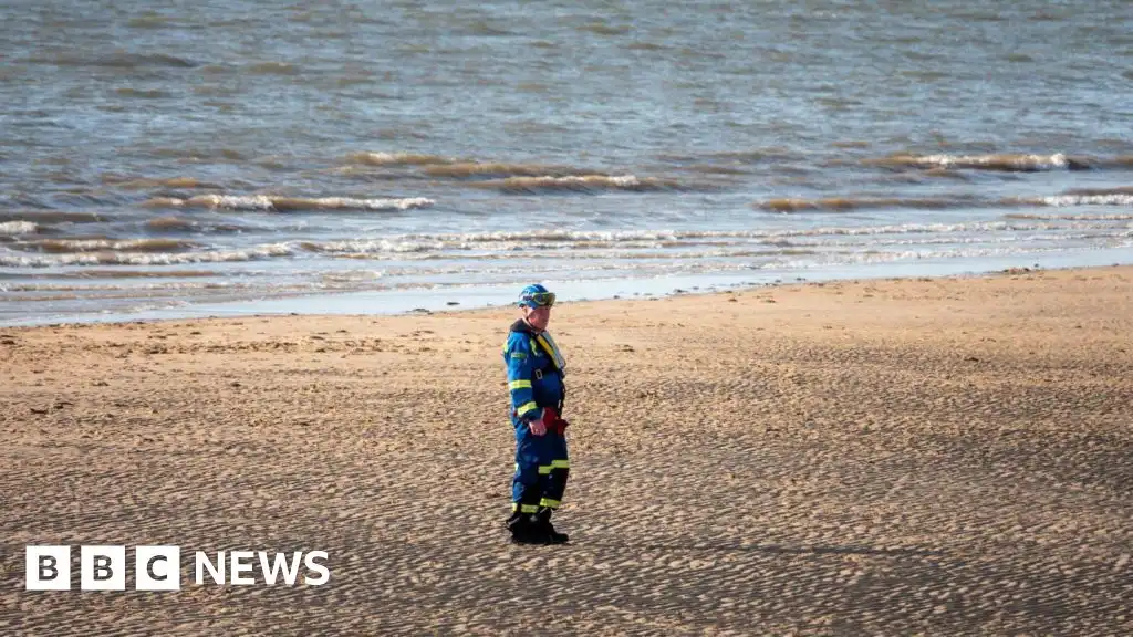 Woman dies trying to rescue dog from sea in Thornton Cleveleys