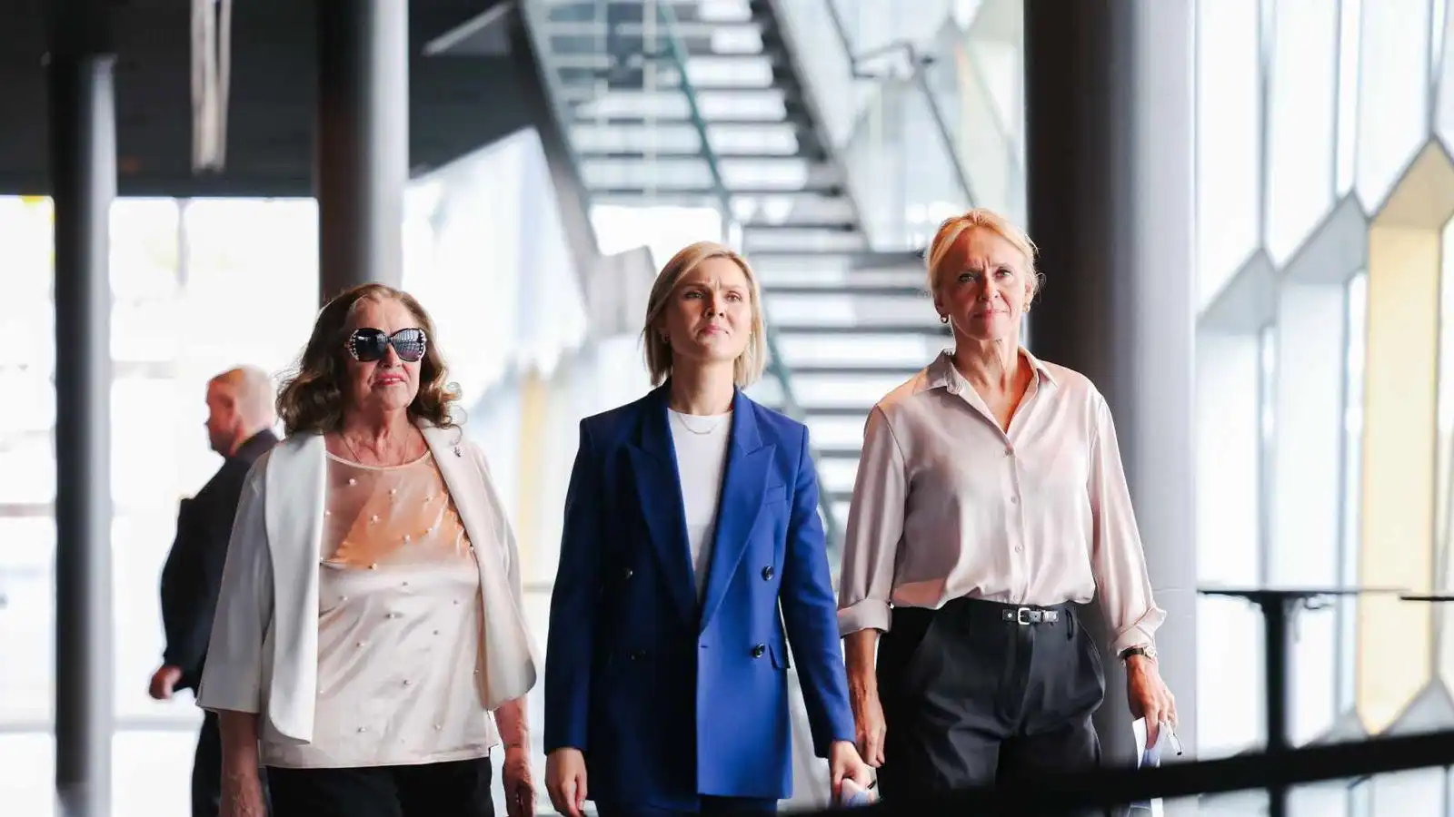 Yfir sjö­tíu prósent ó­á­nægja með Ingu Sæ­land - Vísir