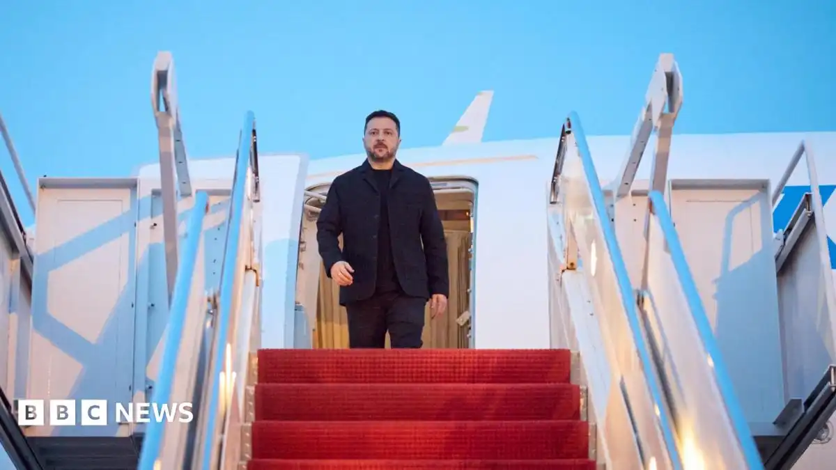 Zelensky in US to press Trump on air defences